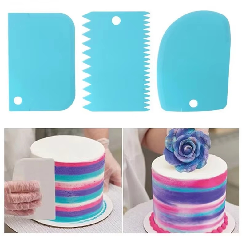 Kitchen Baking Tools - ชุดเครื่องมือปาดครีม 3 ชิ้น แบบฟันหยัก สำหรับตกแต่งเค้ก ฟองดองท์
